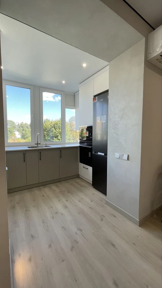 1 кім.квартира 54 м² формат 2 кімнатноі  Паркова територія Ц