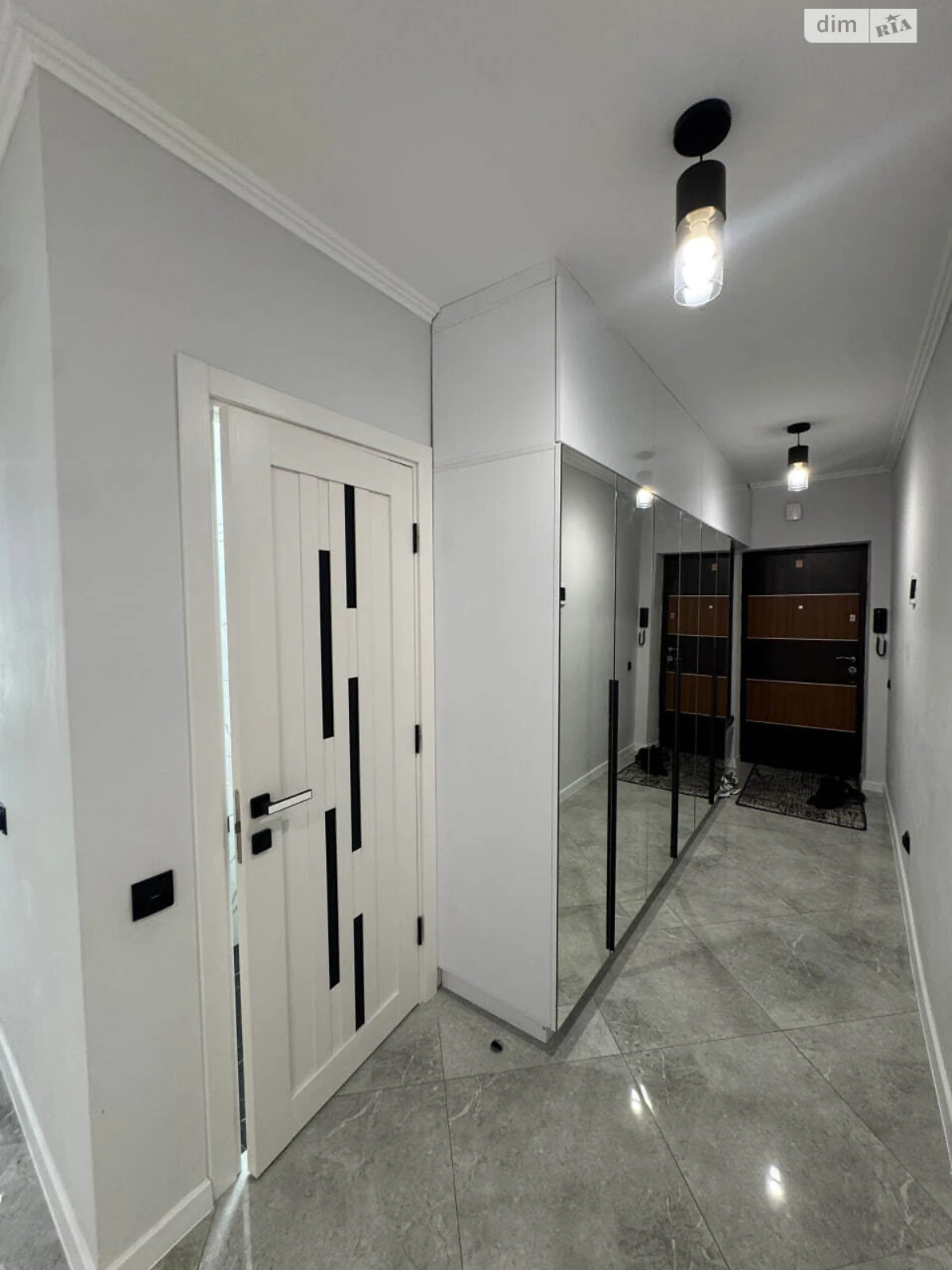 Apartment for Sale - Perotravneve