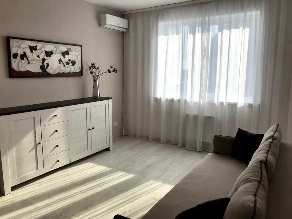 Apartment. Demievska St., Kyiv