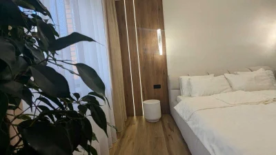 Продаж 2-кімнатна квартира, дизайнерський ремонт, газове опалення