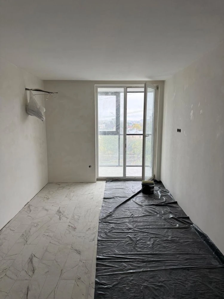 Sale of 2-room apartment + kitchen, Knyaginy Olgi Street, 98b Greenville