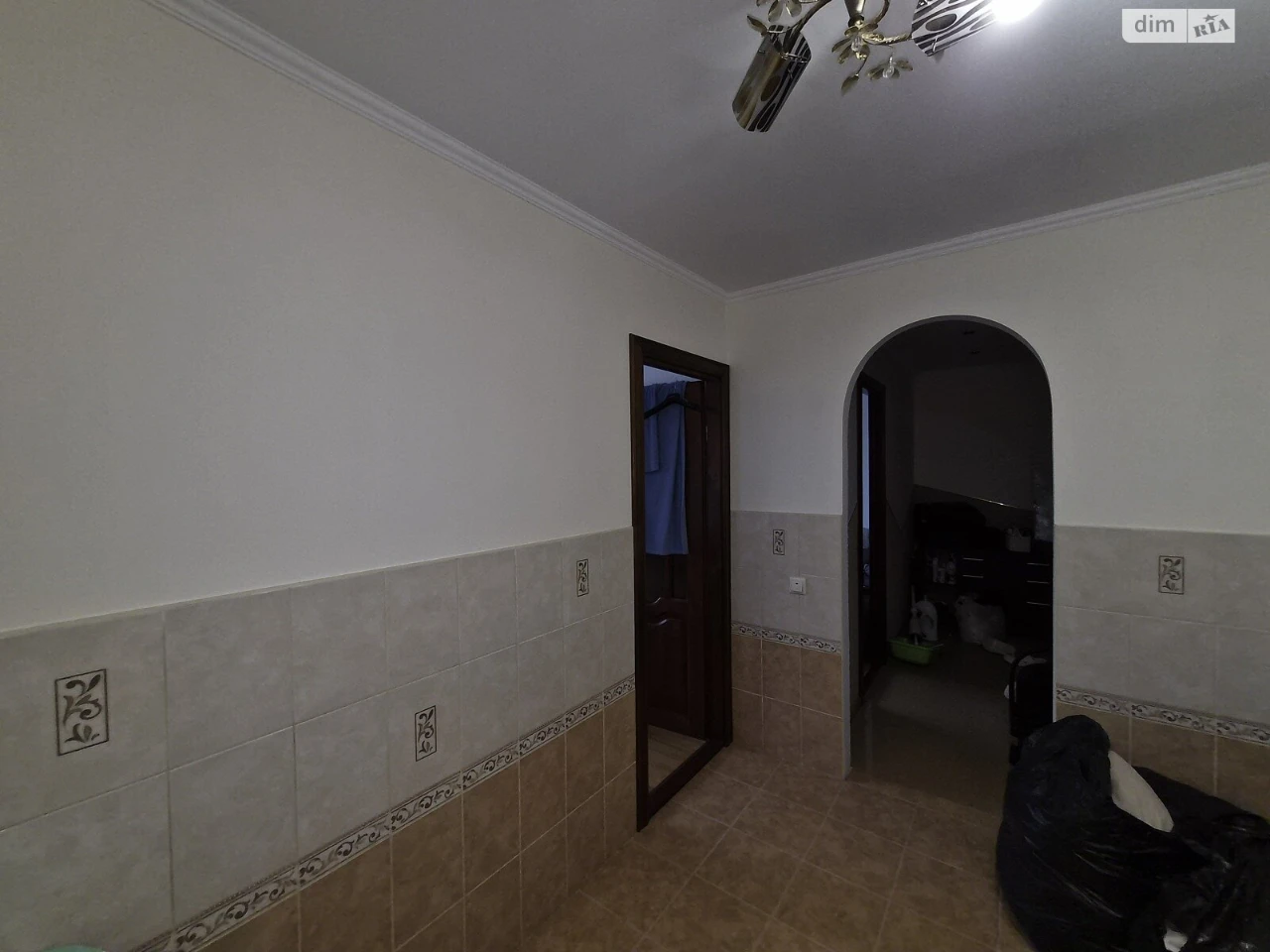 Room for Sale in Canada