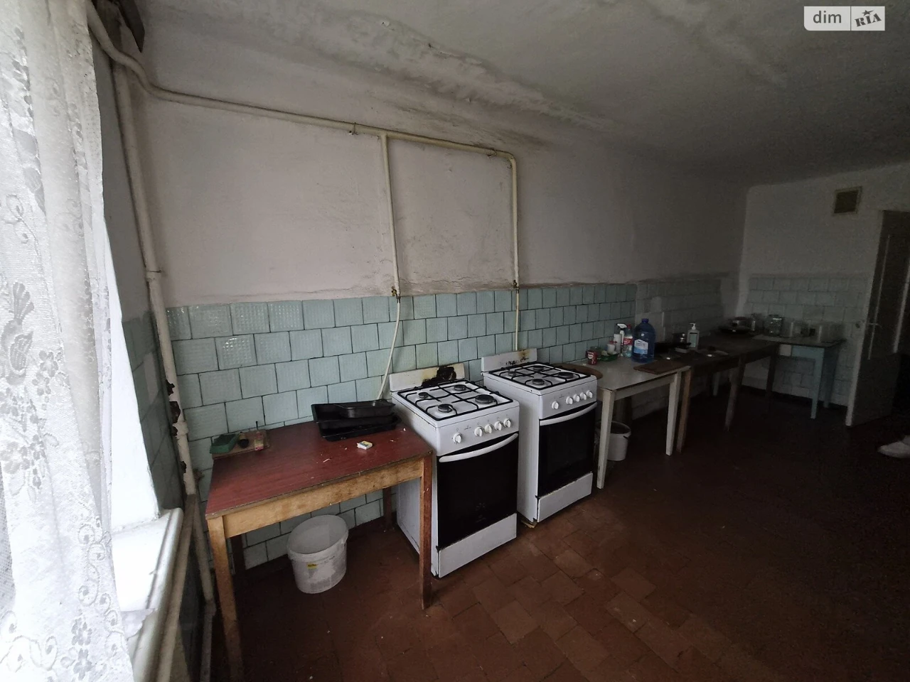 Room for Sale in Canada