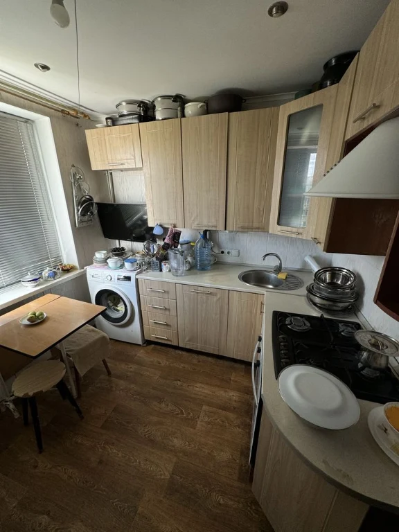 2-bedroom apartment on Heroes of the Dnieper 94, center