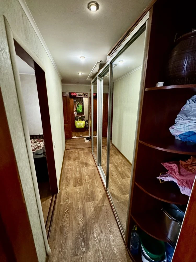 2-bedroom apartment on Heroes of the Dnieper 94, center