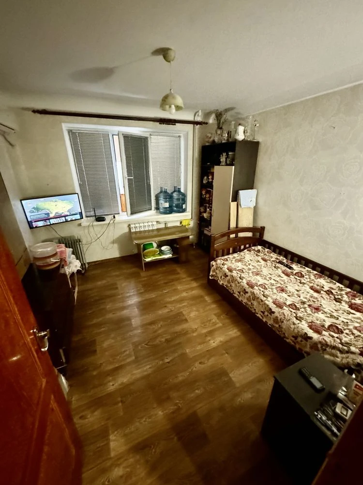 2-bedroom apartment on Heroes of the Dnieper 94, center