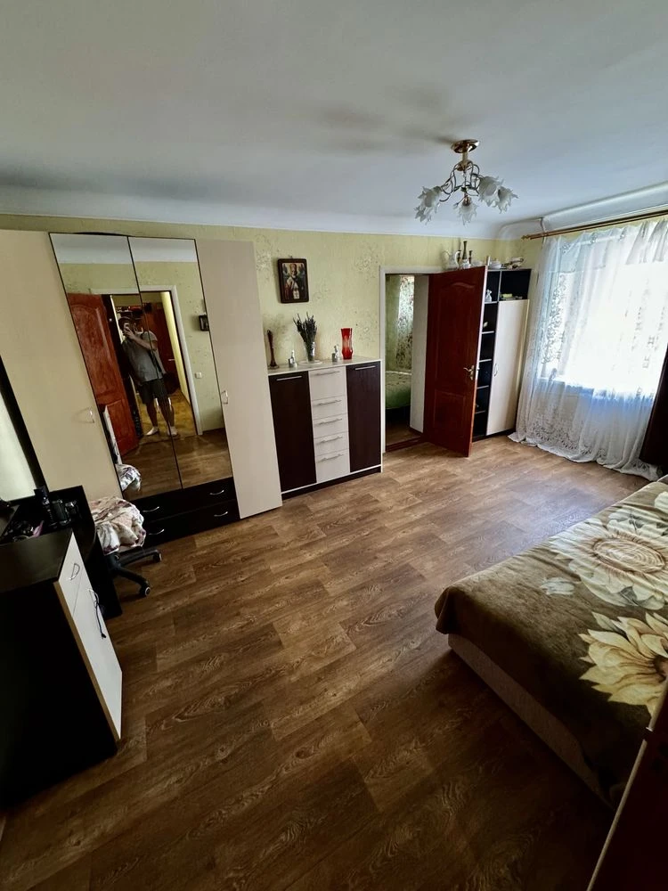 2-bedroom apartment on Heroes of the Dnieper 94, center