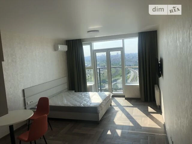 Sale of 1-room apartment 33.9 sq. m on Beresteyskyi Avenue 5V • I
