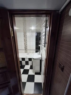 House 10 minutes from city center