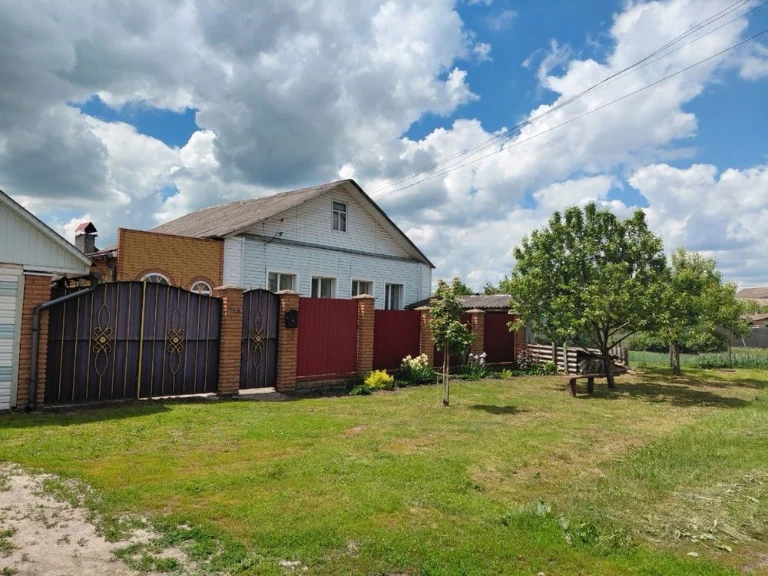 For Sale: Private House in Glukhov