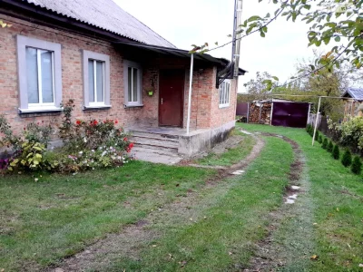 Продаж Дім