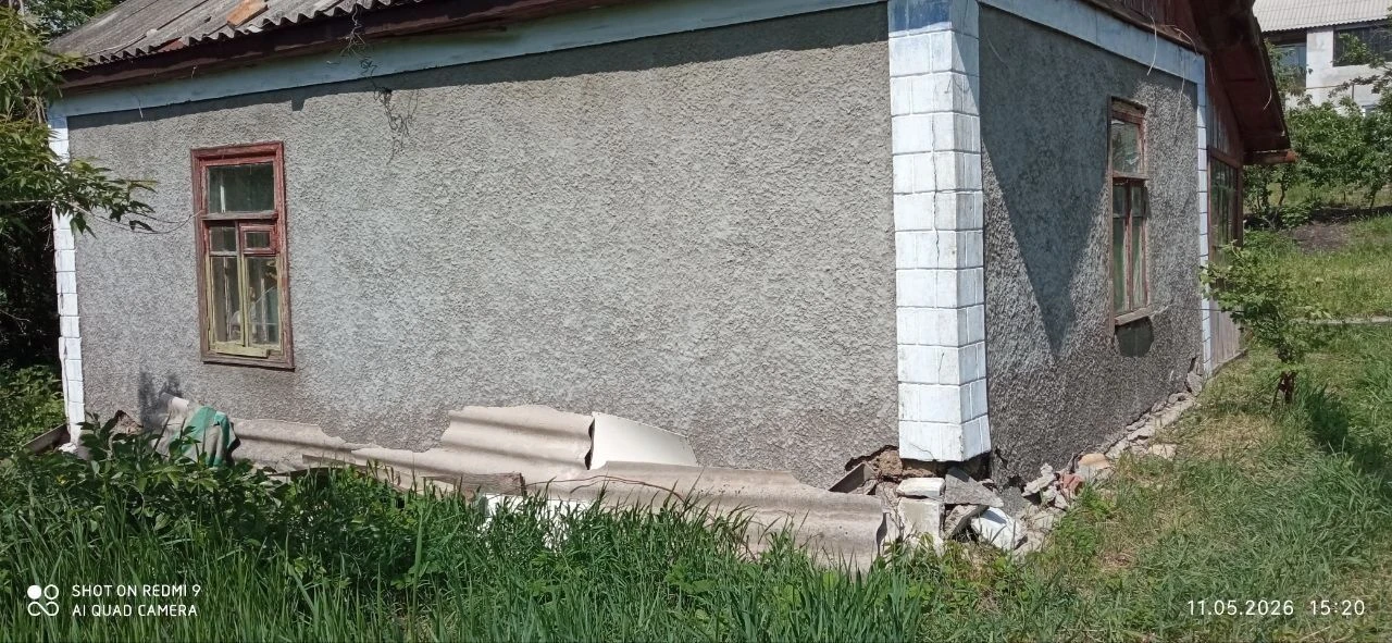 Дім в м.Подільськ. Великий участок.