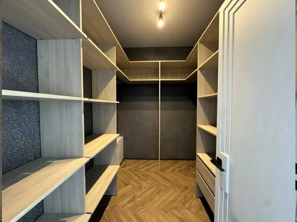 Будинок. Київ, Центральна вулиця