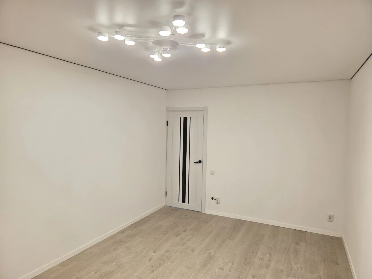 For Sale: 1-bedroom apartment in Zamost!