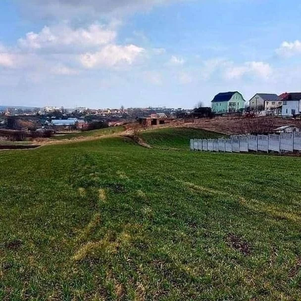 Продаж земельноі ділянки