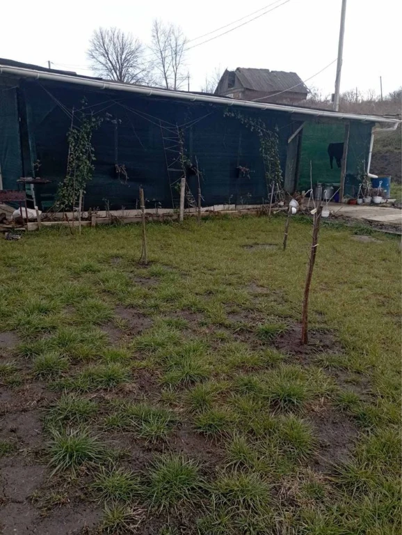 Продається незабудований будинок