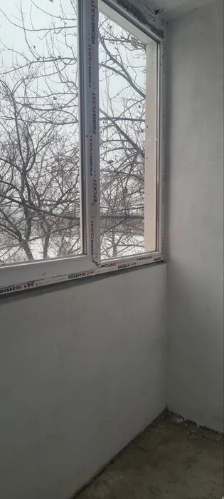 Selling 2 apartments near Saltovskoye metro station, under reconstruction.