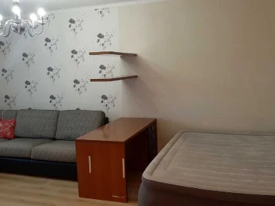 Квартира. Киев, улица Левка Лукьяненко