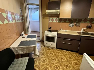 Квартира. Київ, Оболонська пл.