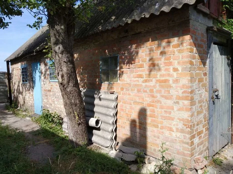 Продаж частини будинку 45 м2 + гараж. Інститут звʼязку №1611