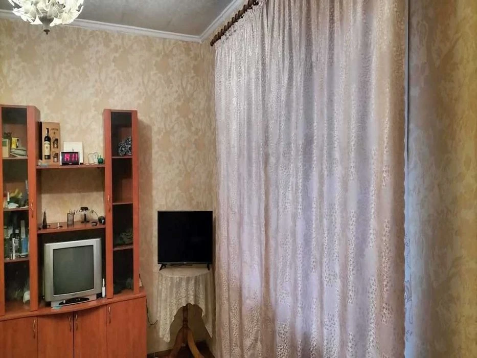 Продаж частини будинку 45 м2 + гараж. Інститут звʼязку №1611