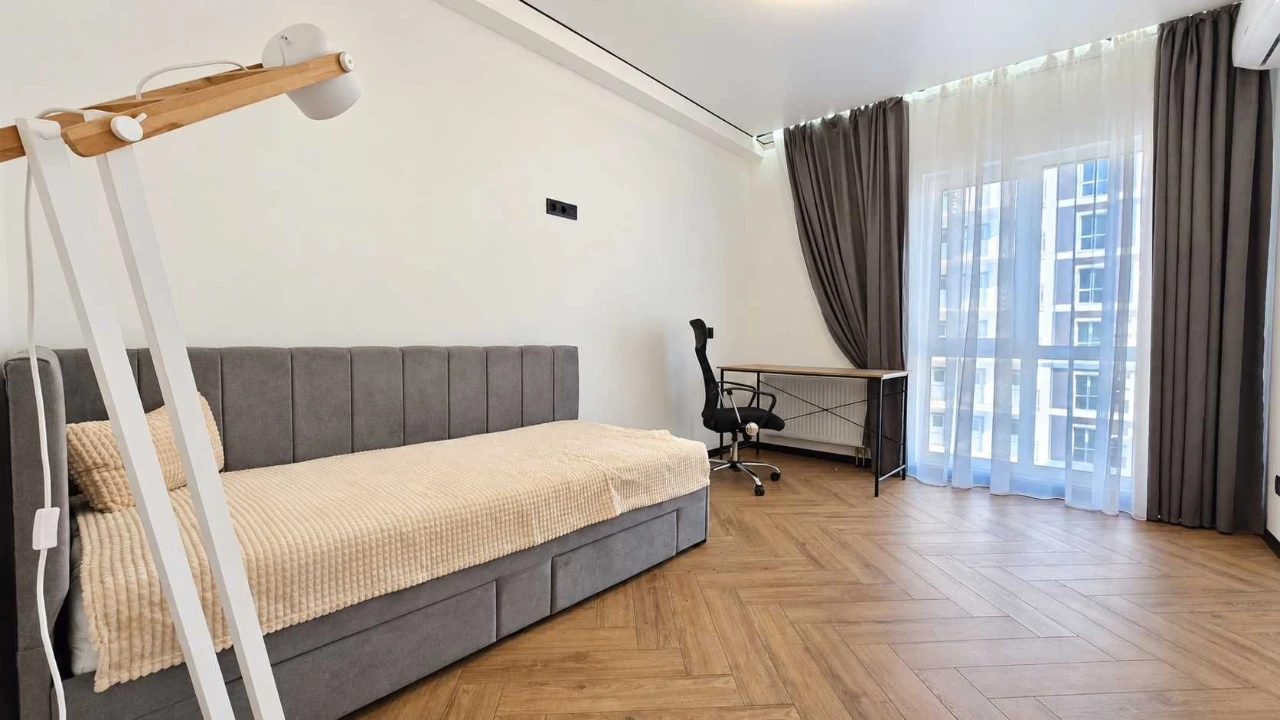 Продаж квартири з новим ремонтом 61 м² / 18 поверх ЖК