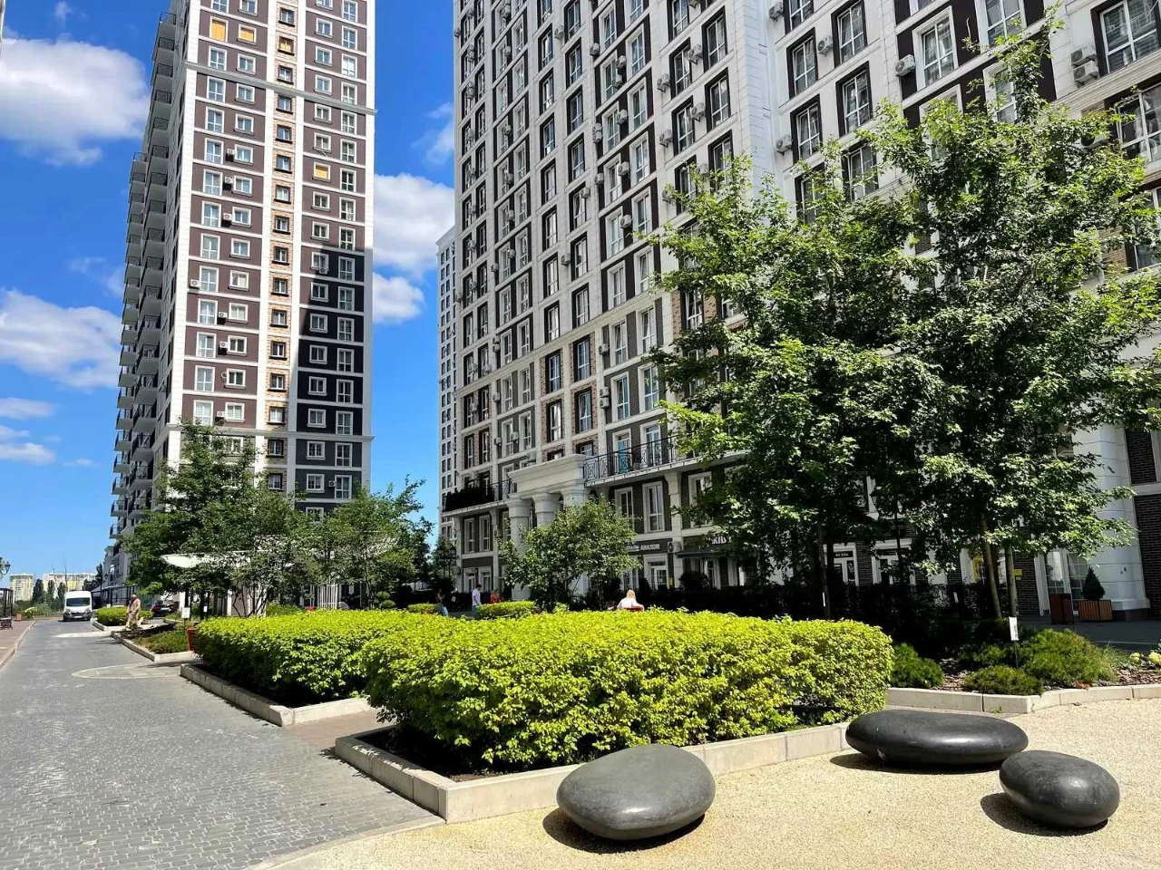 Продаж квартири з новим ремонтом 61 м² / 18 поверх ЖК