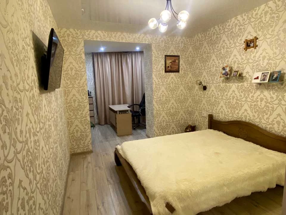 Квартира. Дніпро, Слави бульвар.