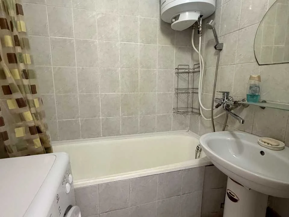 Apartment. Brovary, Chornih Zaporozhtsiv Street