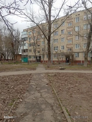 Продається 4-кімнатна квартира