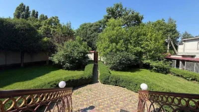 I will sell a house of 340 m² by the sea, 14.5 acres, swimming pool, Dacha Kovalevs