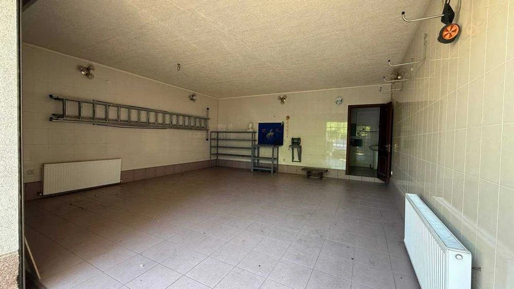 I will sell a house of 340 m² by the sea, 14.5 acres, swimming pool, Dacha Kovalevs