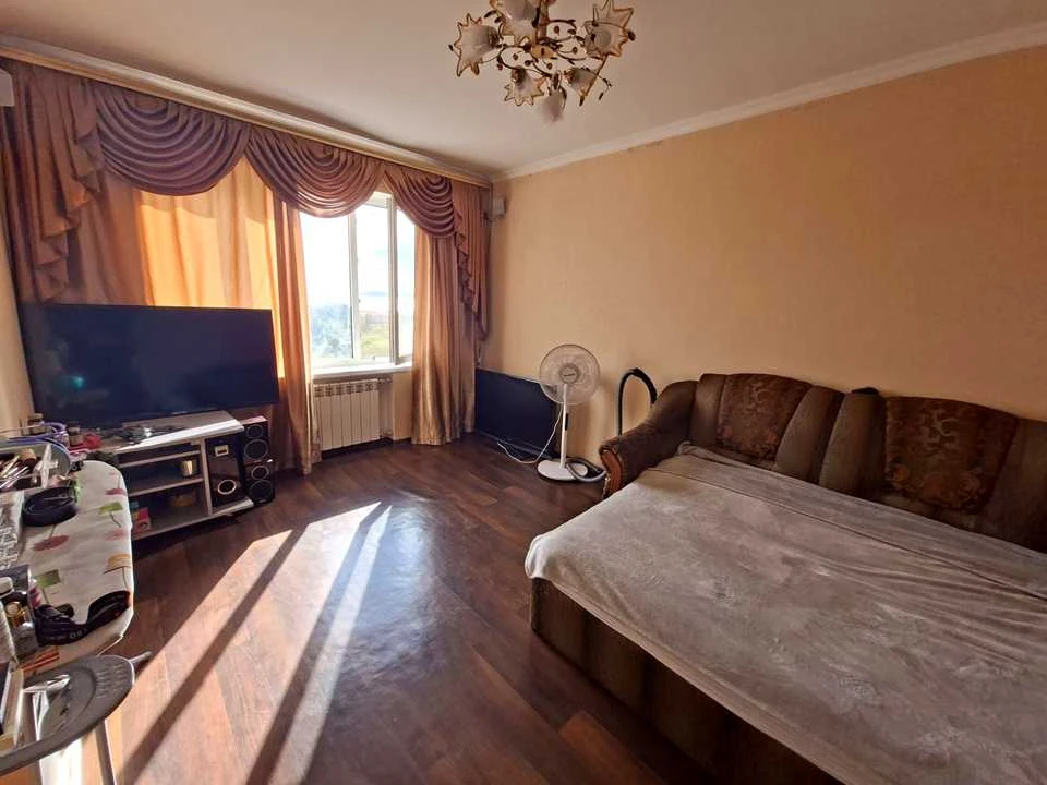 Apartment. Odesa, Mykolaivska Street, вул.