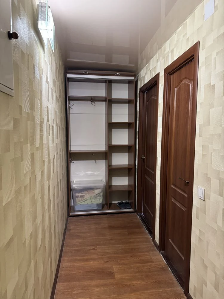 Sale of a bright 1-room apartment in Voznesensk district, Center