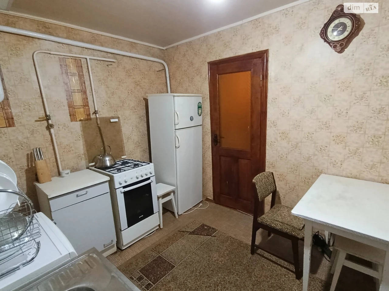 Long-Term Rental - Part of a House - Near Petrocenter
