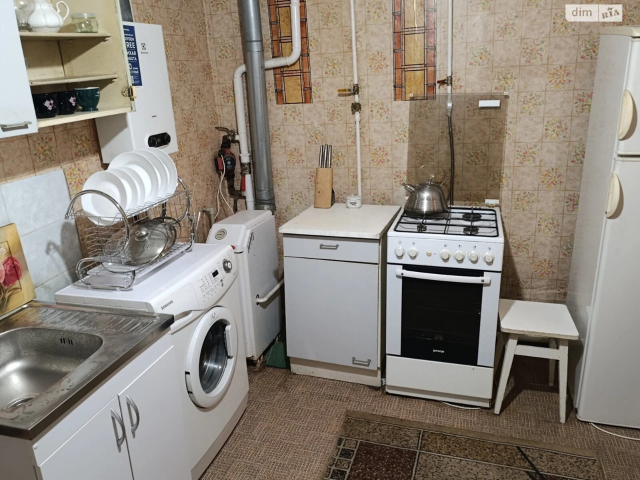Long-Term Rental - Part of a House - Near Petrocenter
