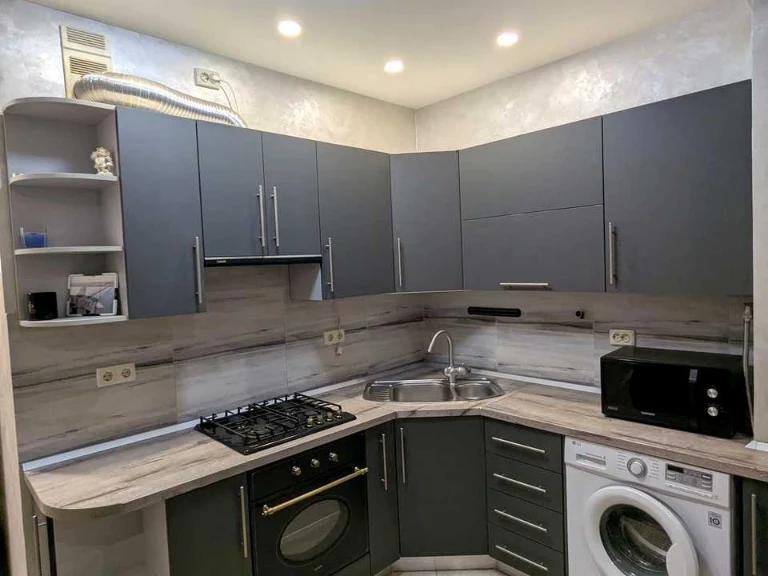 Apartment. Ivano-Frankivsk, Khiamikiv st.