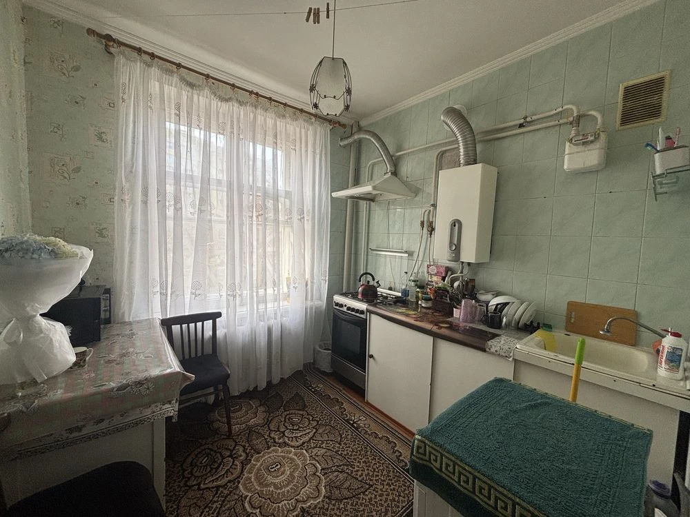 Продається однокімнатна квартира в Лісках