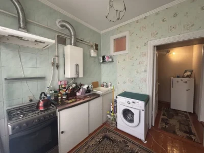 Продається однокімнатна квартира в Лісках