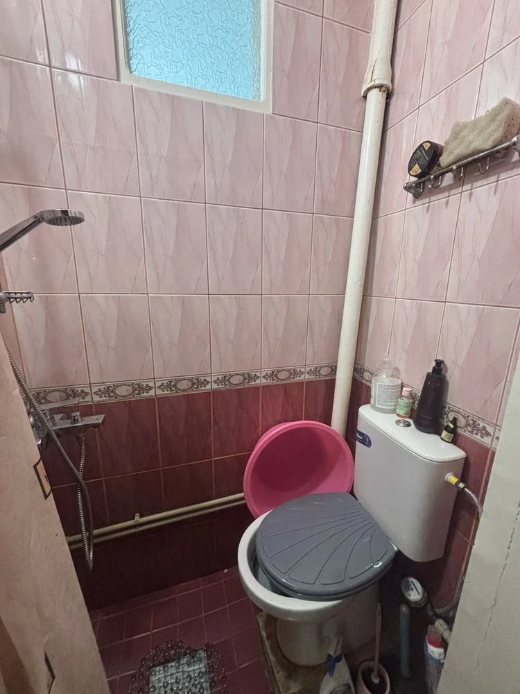 Продається однокімнатна квартира в Лісках