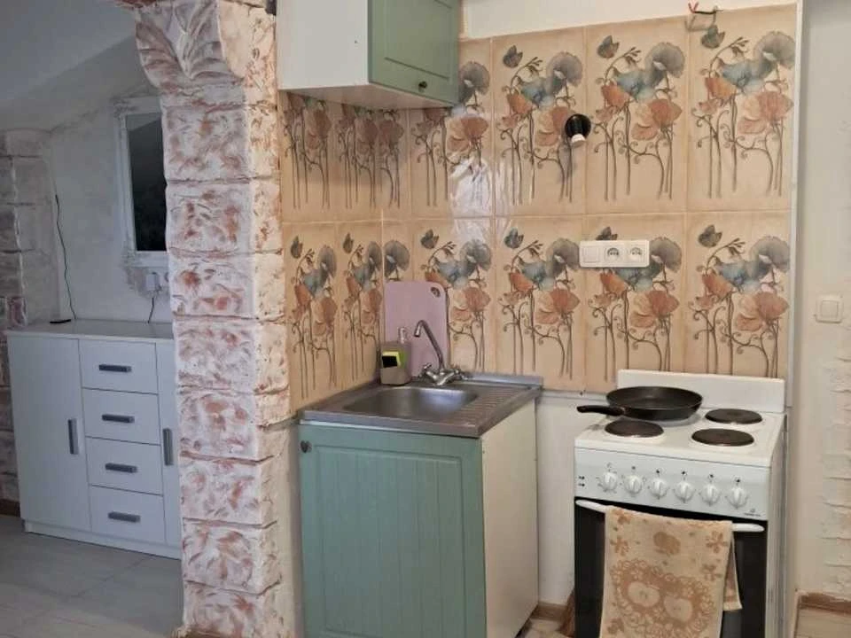 Apartment. Kyiv, Kharkiv Avenue