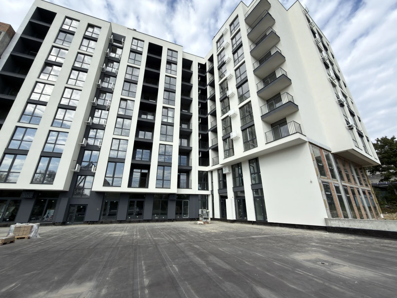 Продажа просторной 3-комнатной квартиры в ЖК «Бузковий» ул. Бузков