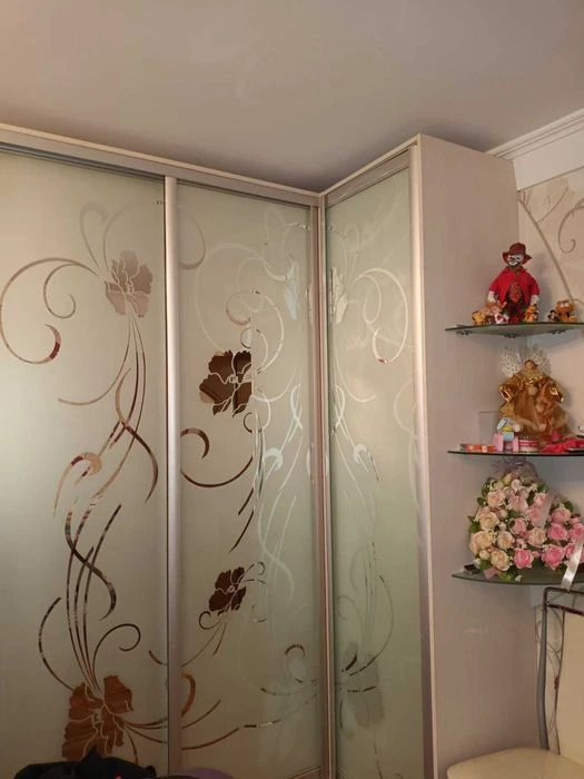 +Продам 3 ком. квартиру ремонт, мебель, техника 45000 дол.