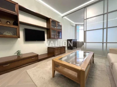 Продається однокімнатна квартира (52,9 м²) в Києві, Печерський район