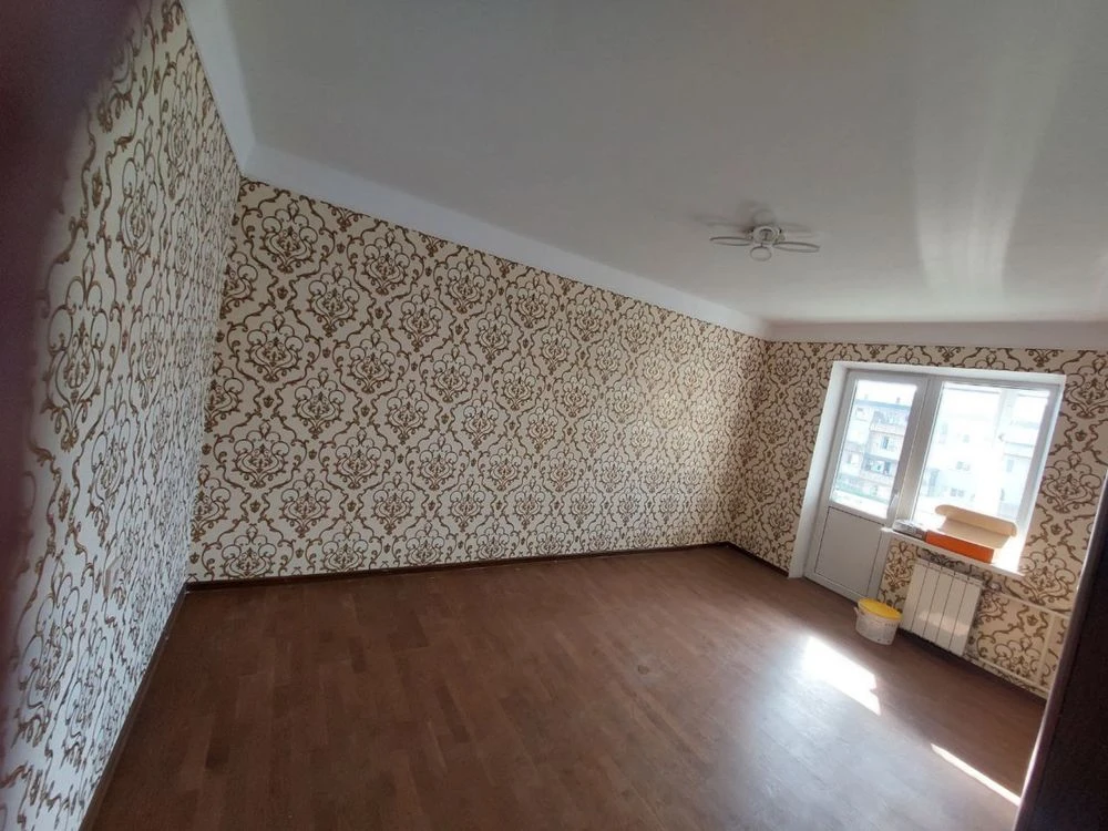 For Sale or Trade: 3-room apartment for private house