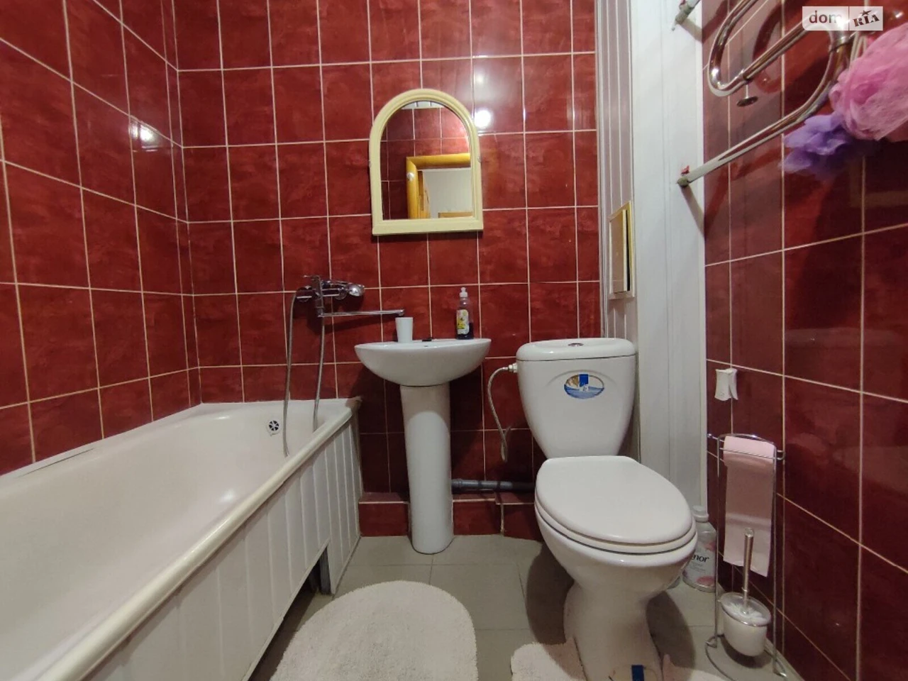 Long-Term Rental Apartment "Vishchenka"