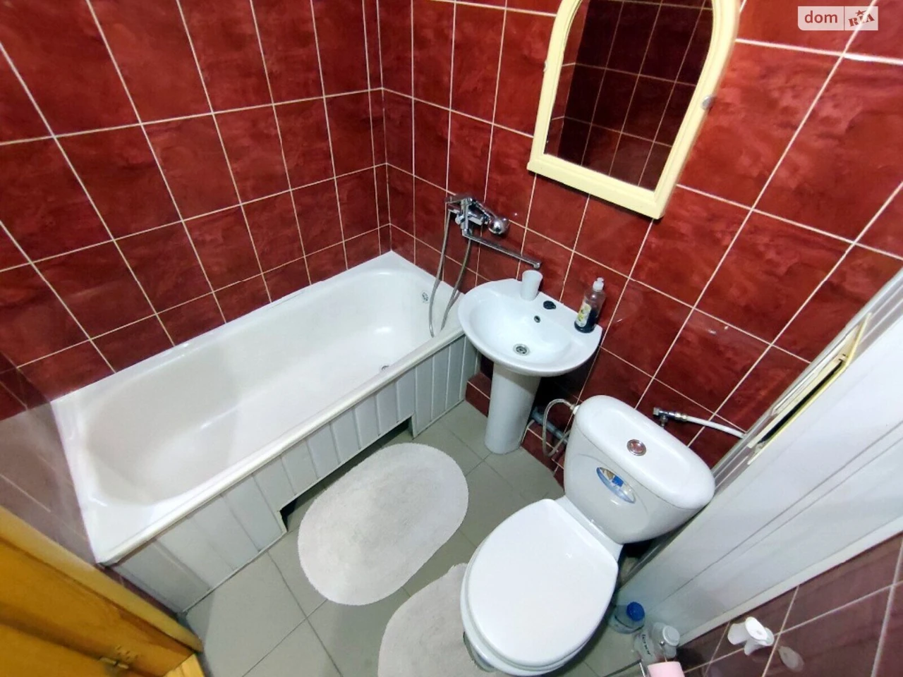 Long-Term Rental Apartment "Vishchenka"