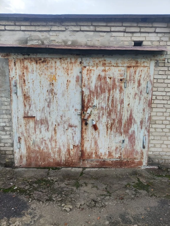 Garage for sale in cooperative "Zaliznyk"