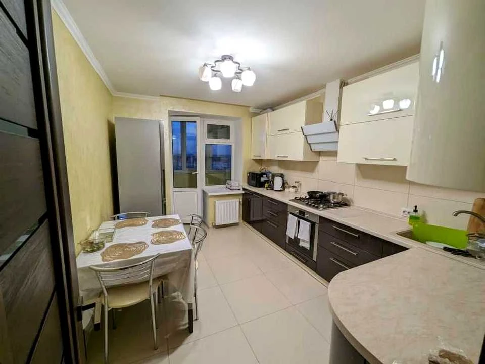 Apartment. Sergyi Korolyova St., Ternopil