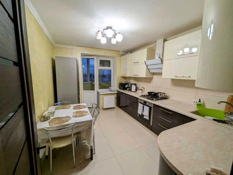 Apartment. Sergyi Korolyova St., Ternopil